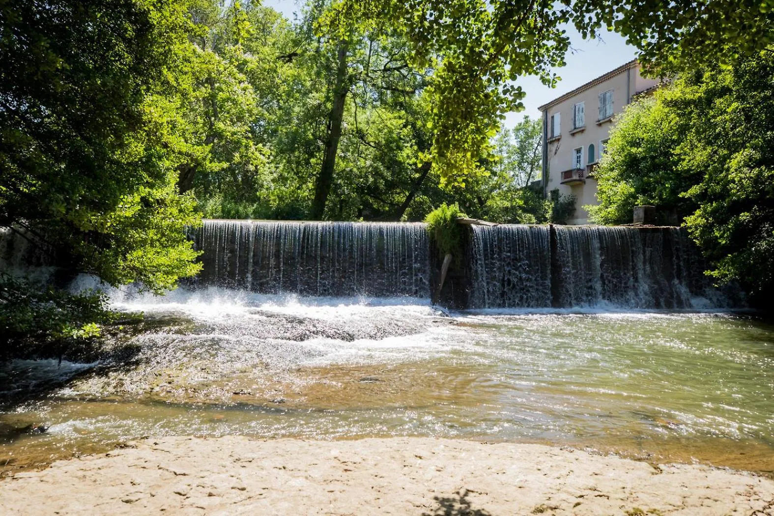 Eden De Roques Bed & Breakfast Castres
