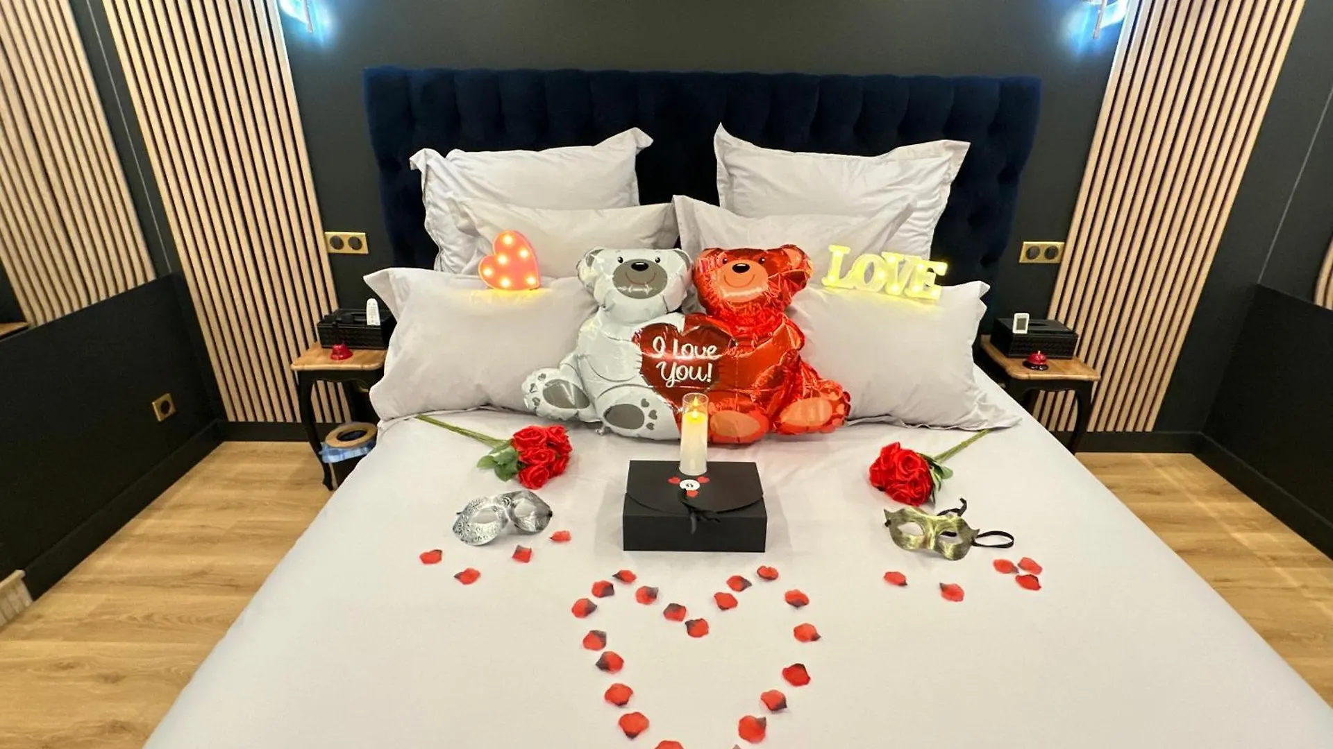 Eden De Roques Bed & Breakfast Castres  4*, Castres (Tarn) France